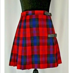 EXTREMELY RARE HENRI BENDEL PLEADED SKIRT SIZE 6